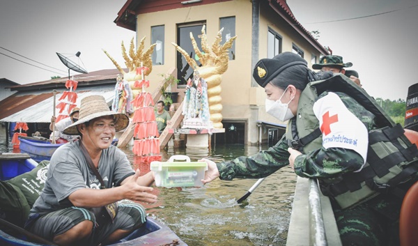 “บิ๊กตู่” สั่งการทุกเหล่าทัพ เฝ้าระวังพื้นที่เสี่ยงแม้พายุโนรูอ่อนกำลัง